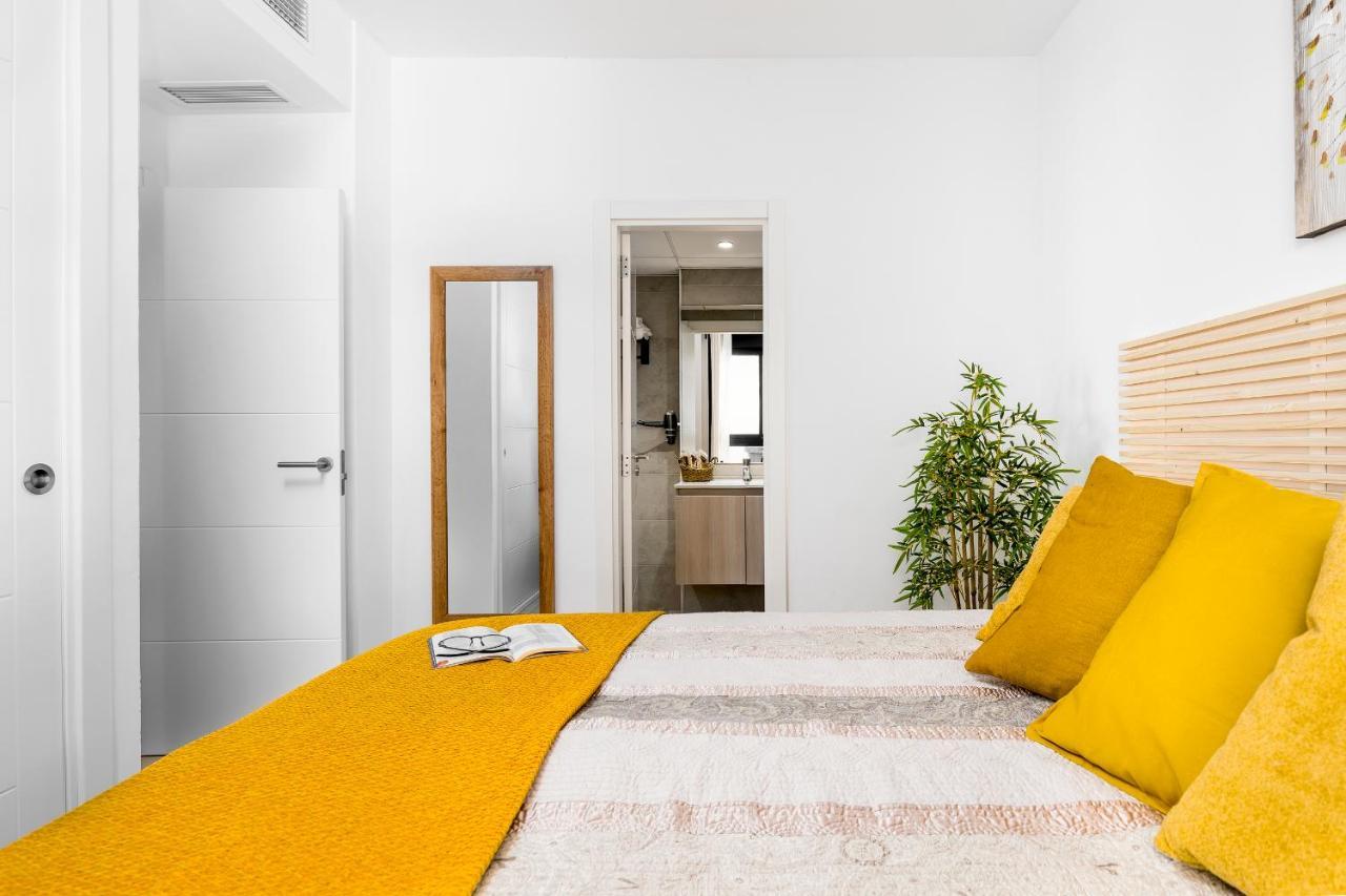 Apartamento Deluxe Con Piscina, Terraza & Parking Malaga Exterior photo